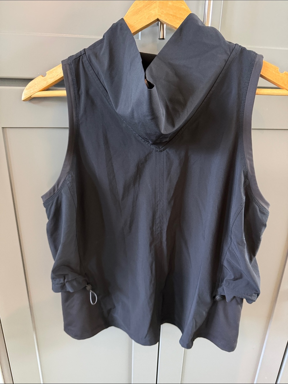Athleta Black Sleeveless Active Tank